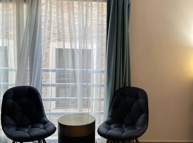 Bella Mila Suit Апарт-отель 3*