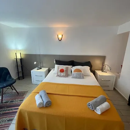 Lägenhetshotell Bella Mila Suit 3*